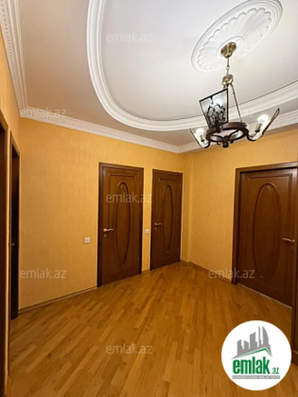 Satılır 3 otaqlı yeni tikili 90 m²