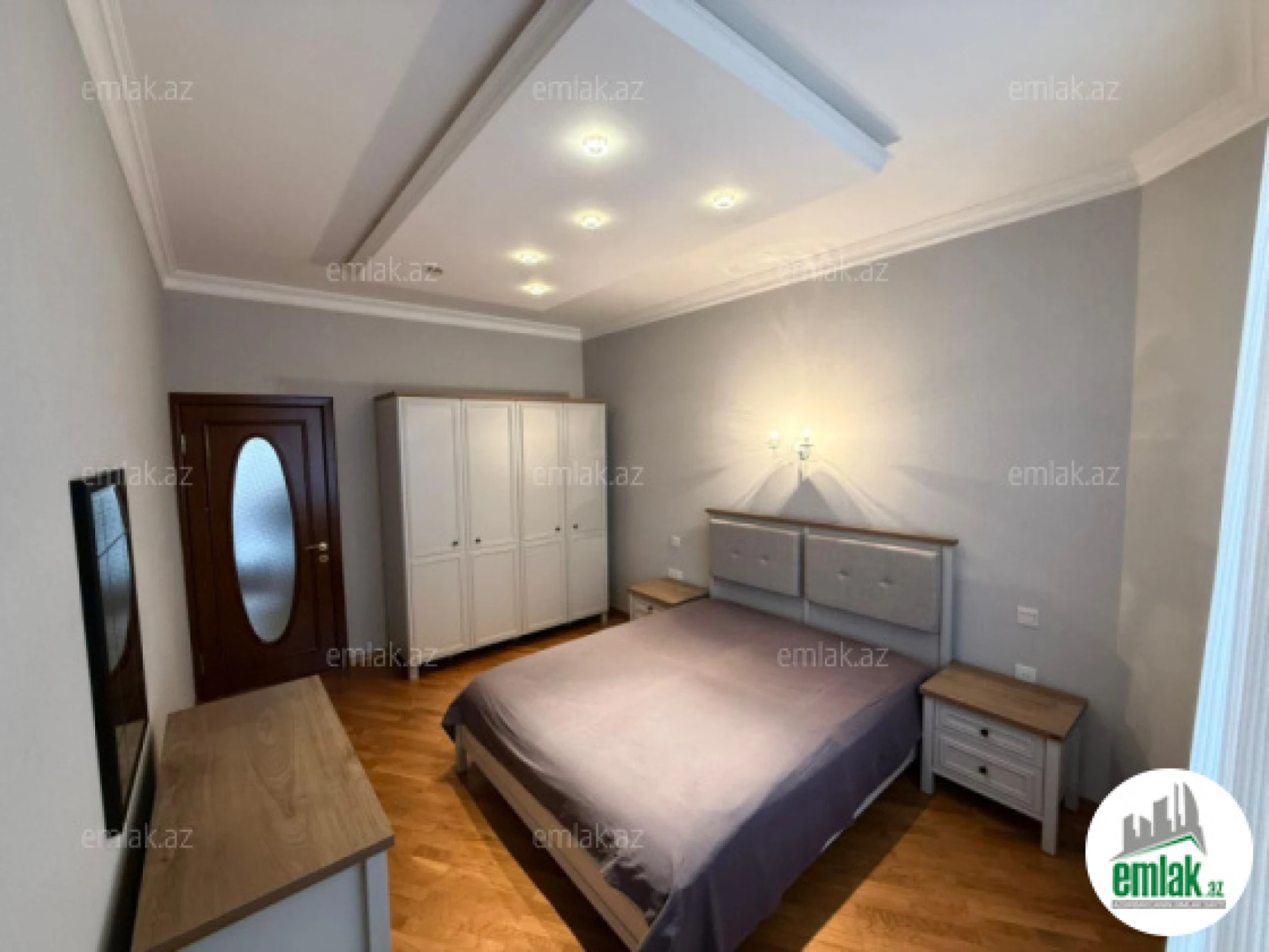 Satılır 3 otaqlı yeni tikili 90 m²