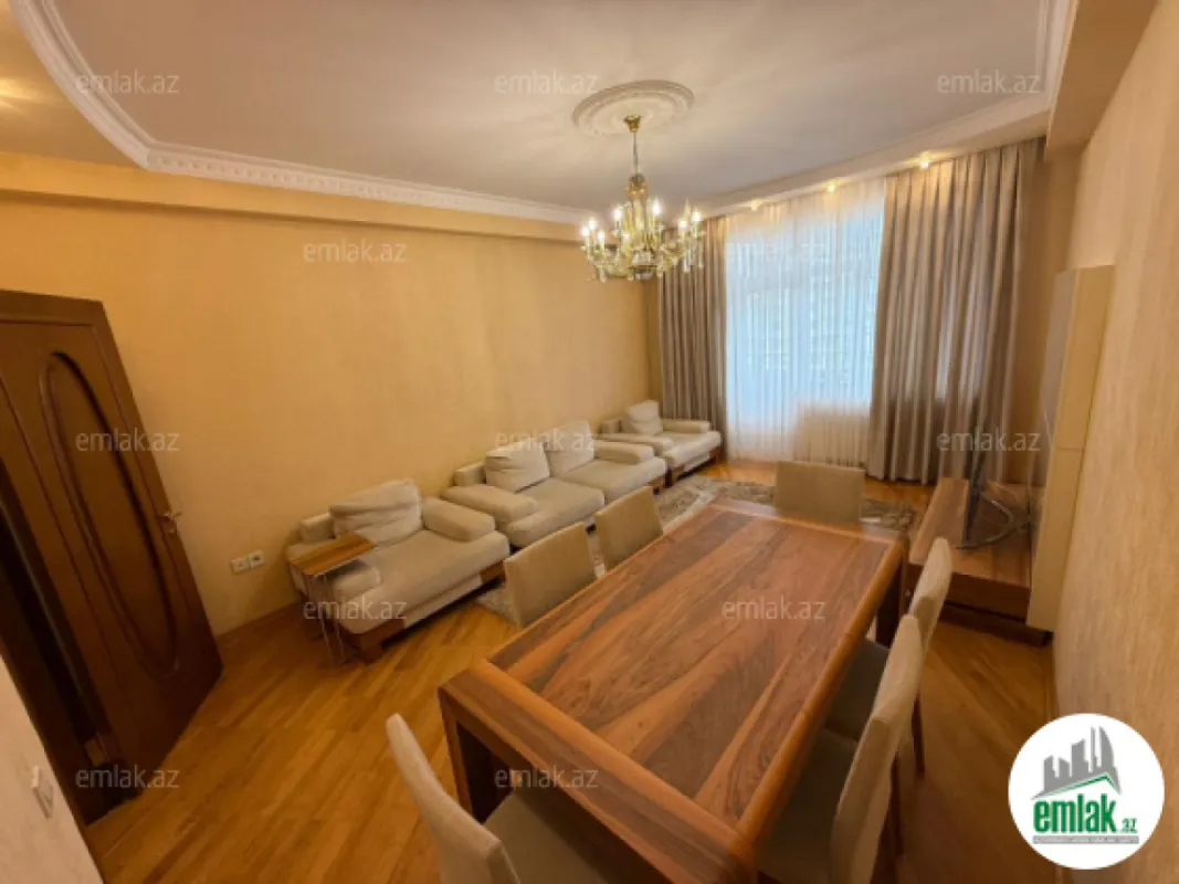 Satılır 3 otaqlı yeni tikili 90 m²