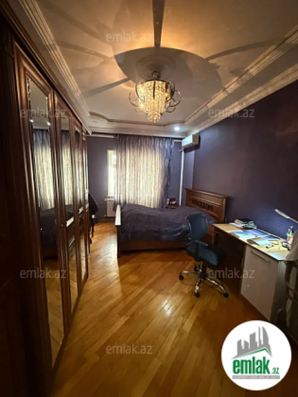 Satılır 2 otaqlı yeni tikili 80 m²