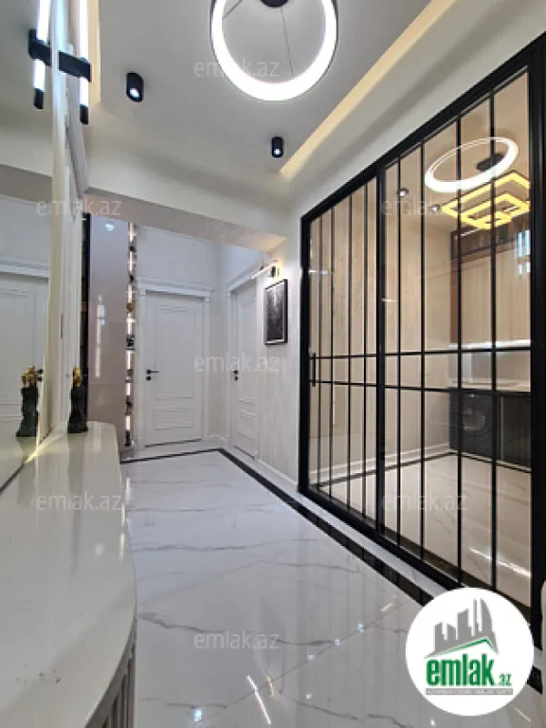Satılır 3 otaqlı yeni tikili 98 m²