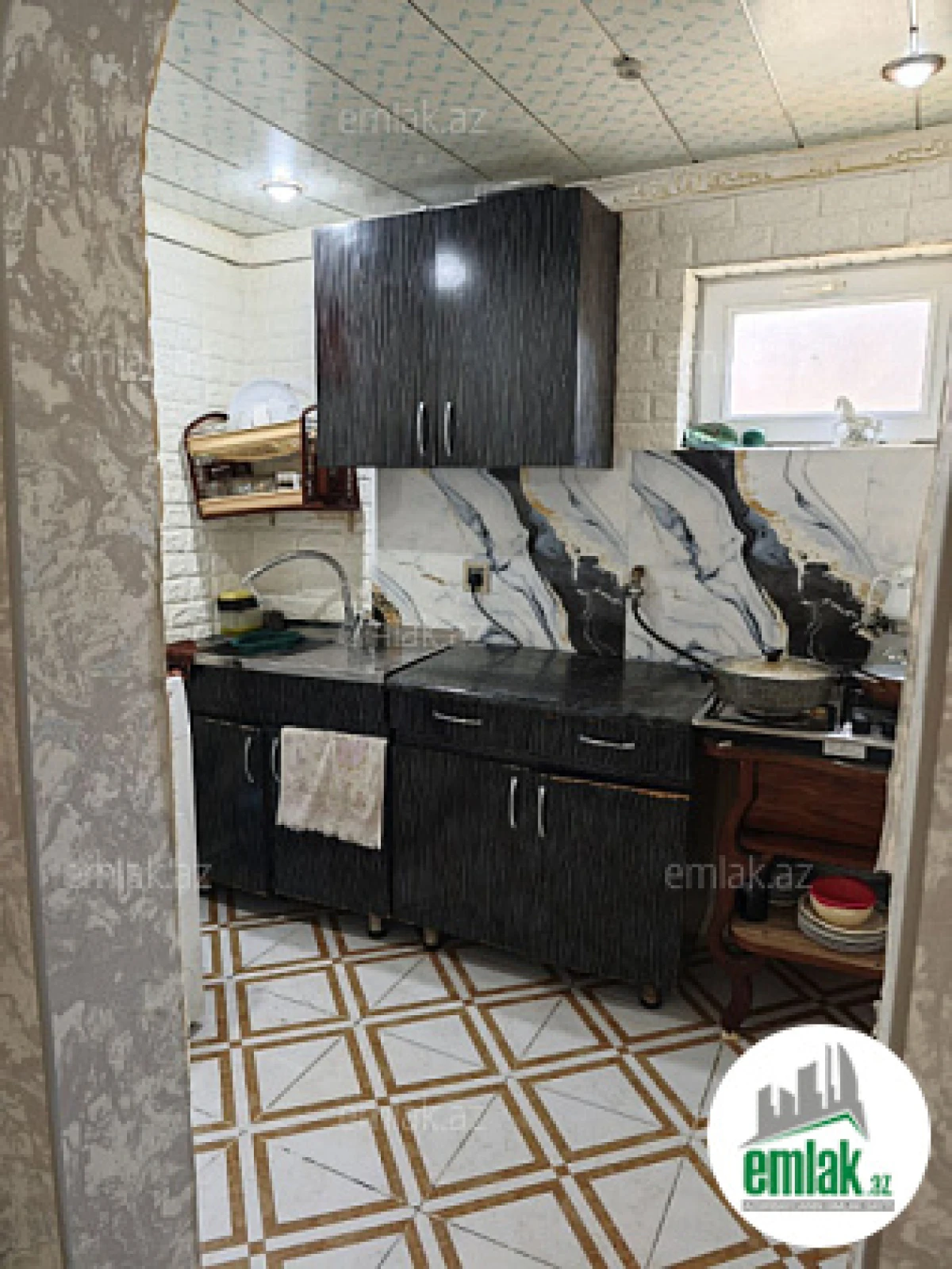 Satılır 5 otaqlı həyət evi 140 m²