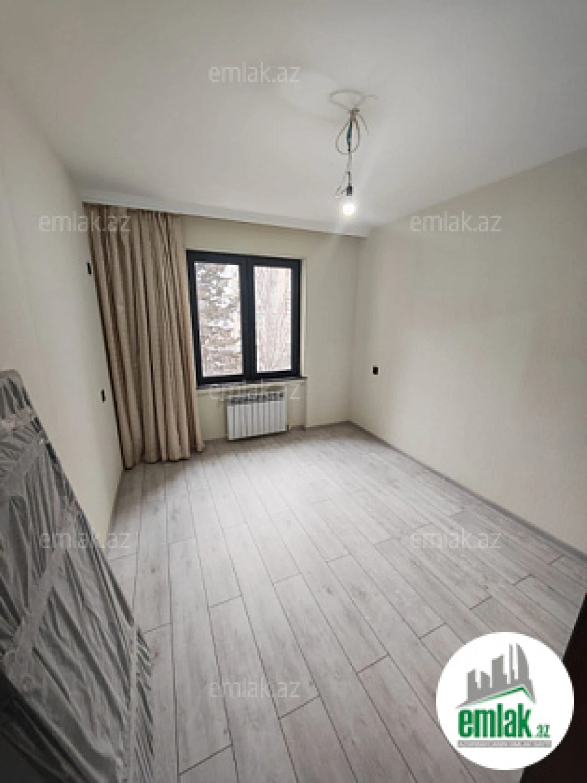 Satılır 3 otaqlı köhnə tikili 80 m²