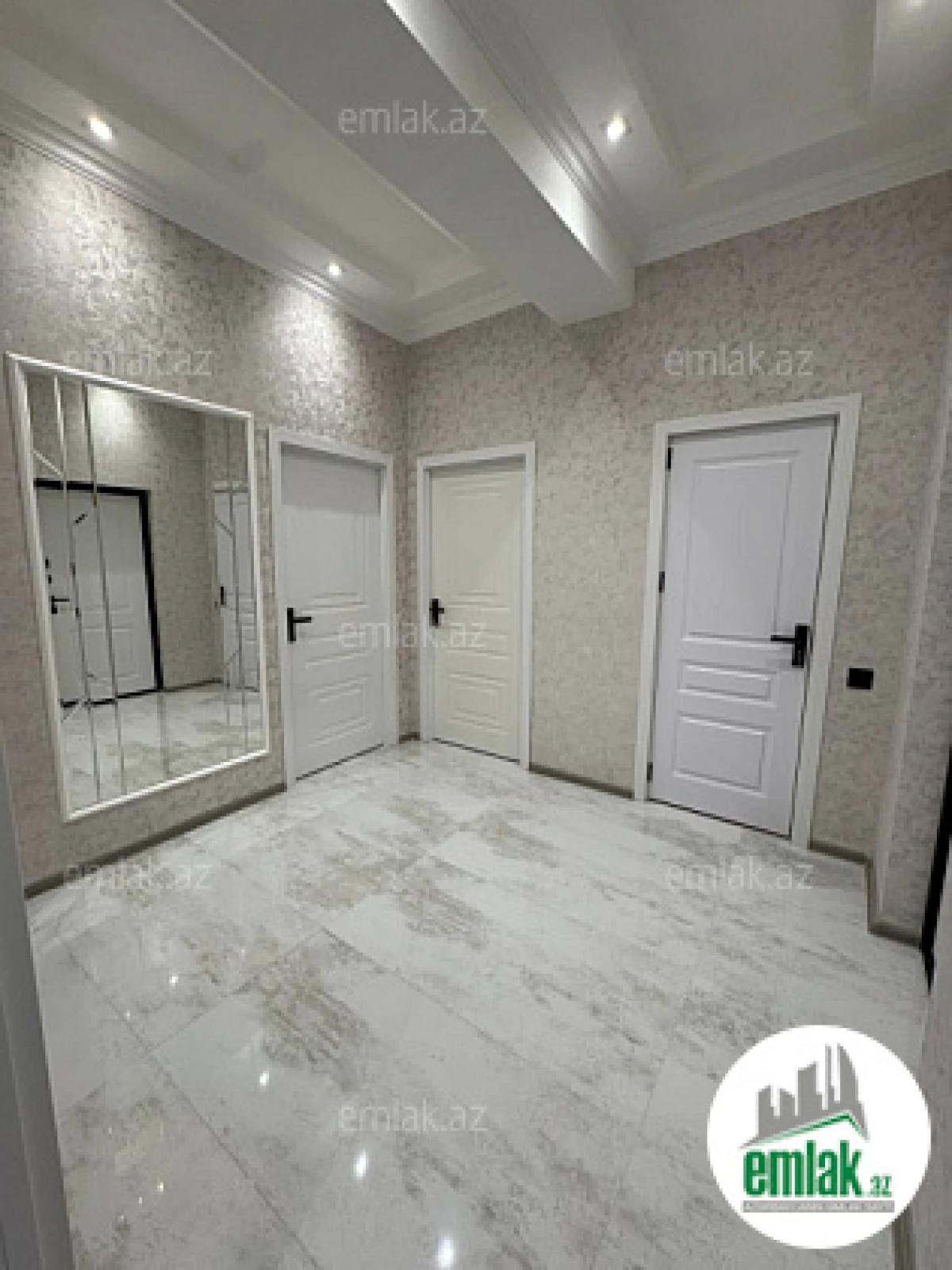 Satılır 2 otaqlı yeni tikili 66 m²