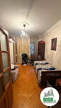 Satılır 3 otaqlı köhnə tikili 87 m²