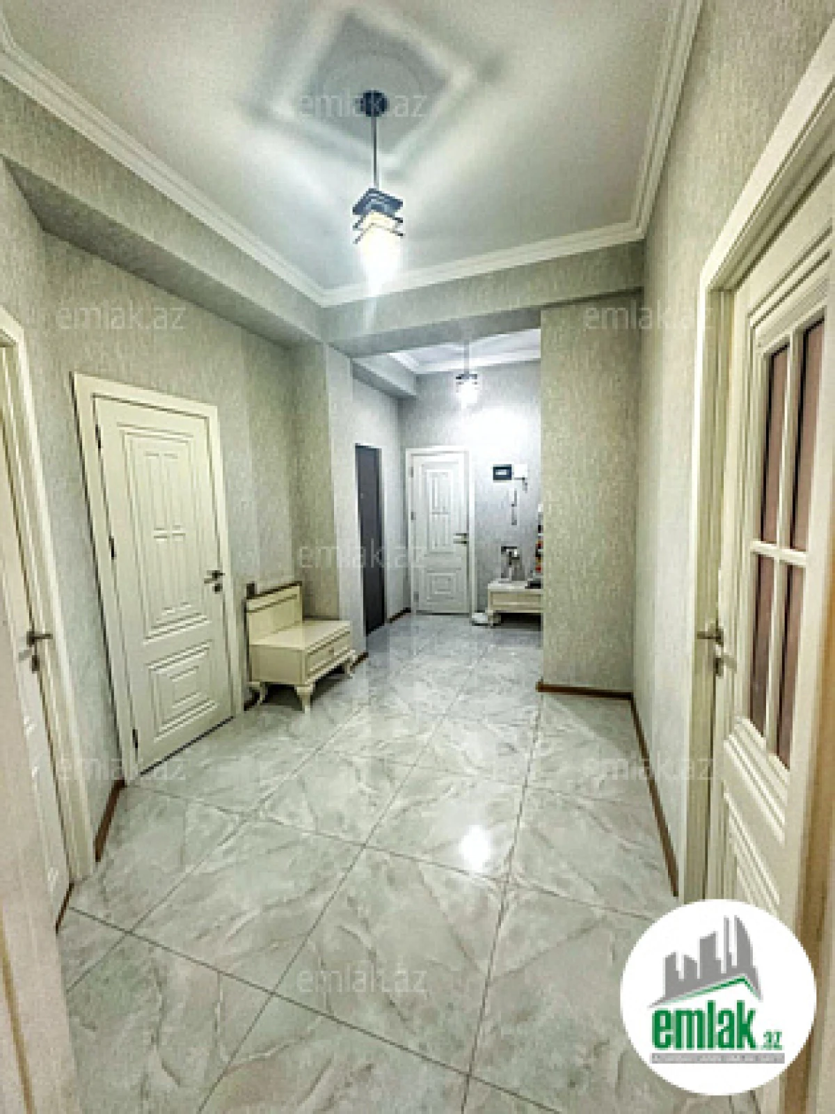 Satılır 3 otaqlı yeni tikili 89 m²