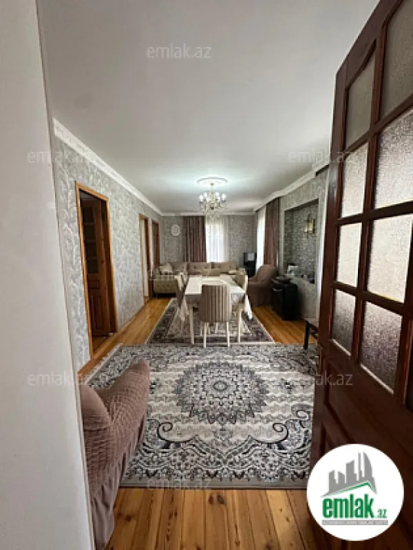 Satılır 3 otaqlı həyət evi 100 m²