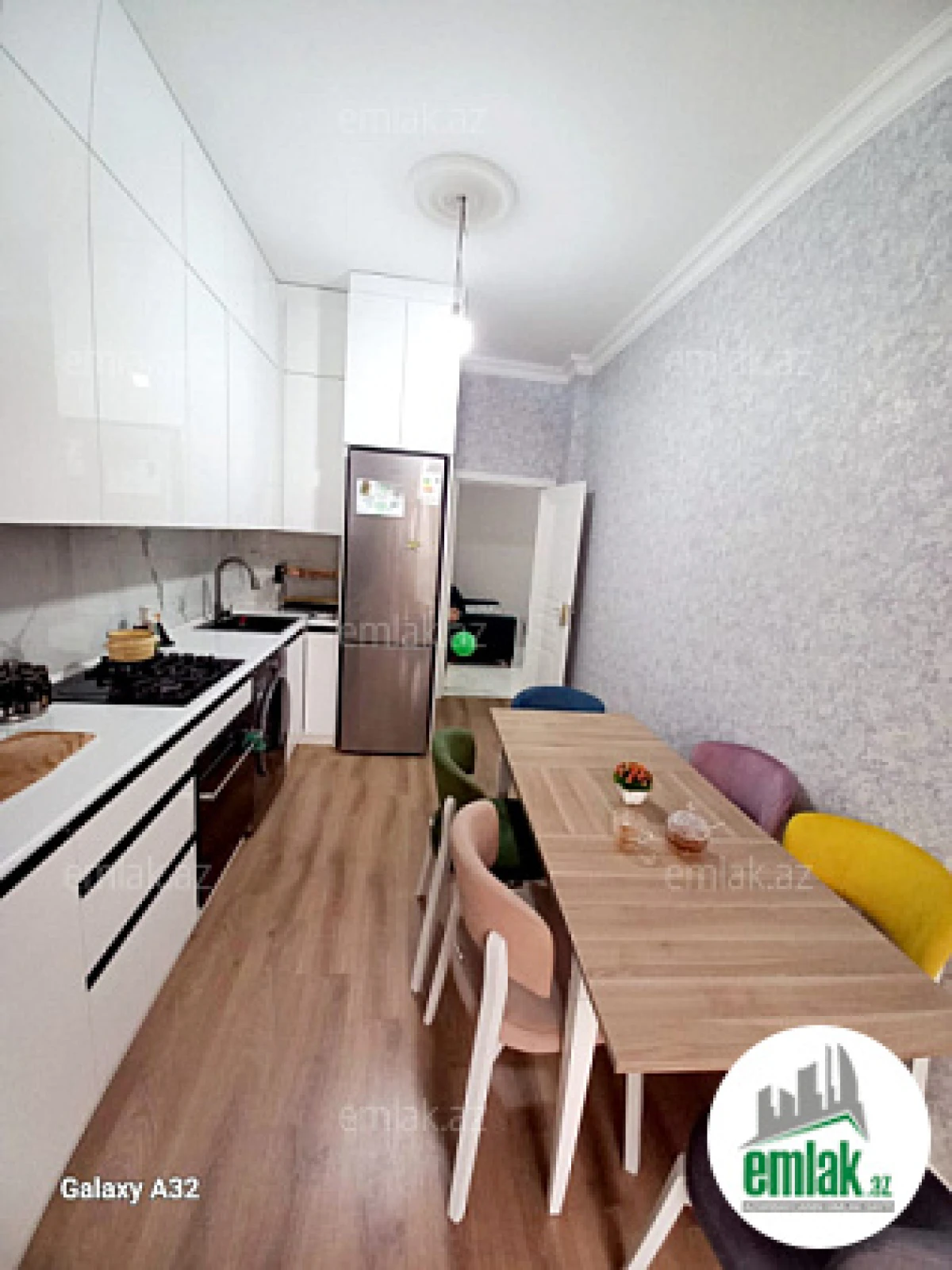 Satılır 3 otaqlı yeni tikili 136 m²