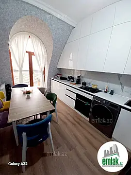 Satılır 3 otaqlı yeni tikili 136 m²