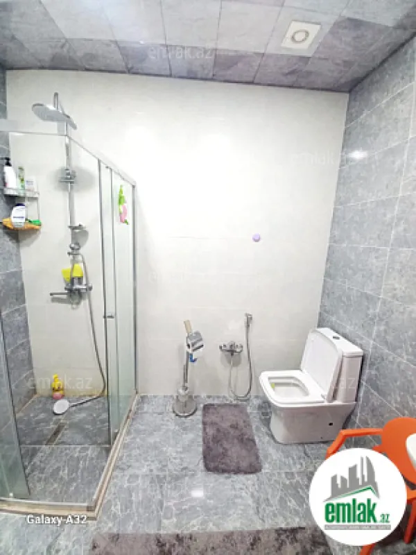 Satılır 3 otaqlı yeni tikili 136 m²