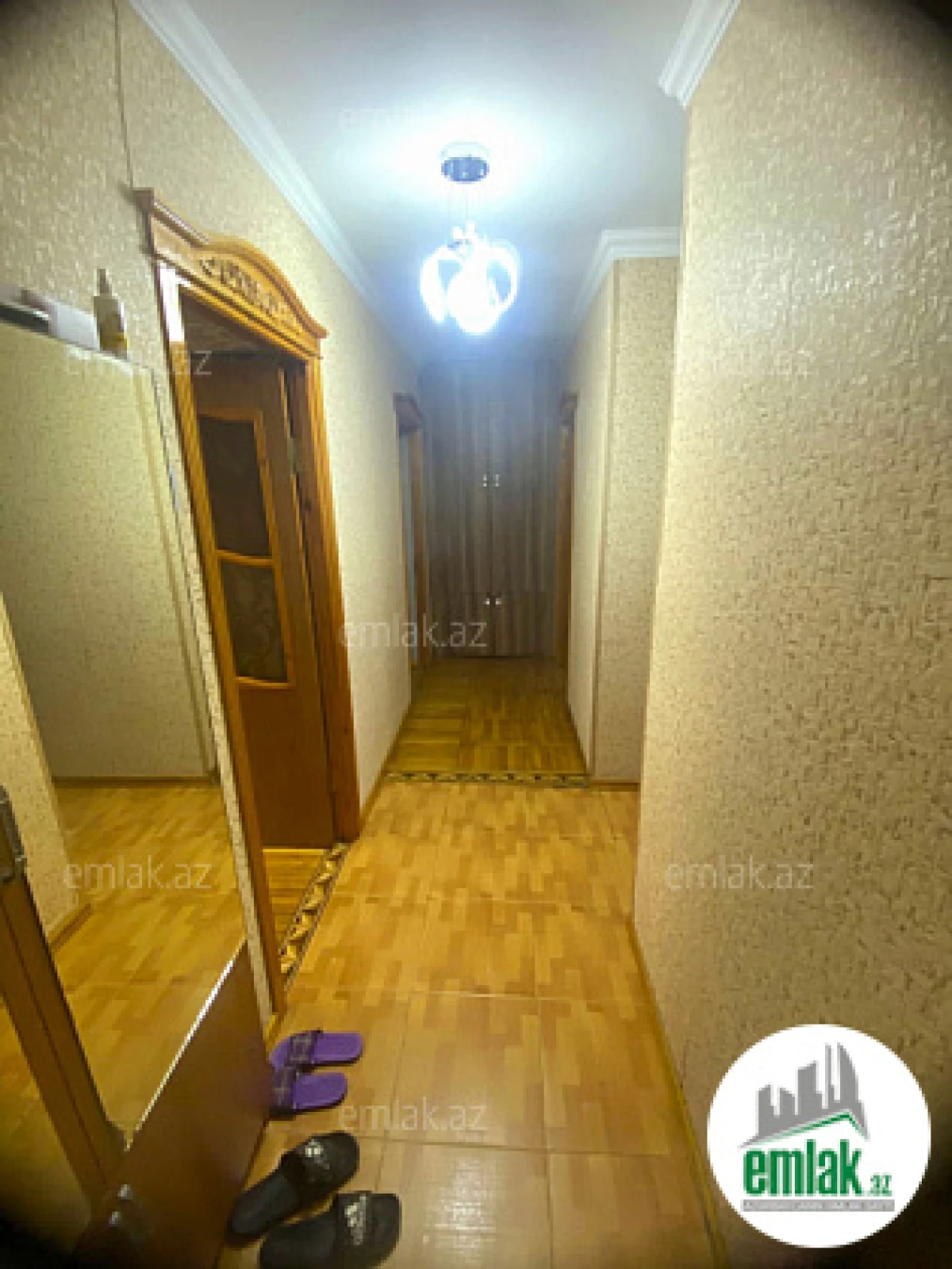 Satılır 3 otaqlı köhnə tikili 90 m²