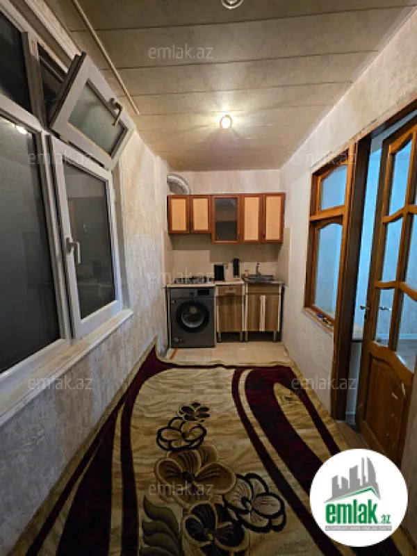 Satılır 2 otaqlı köhnə tikili 55 m²