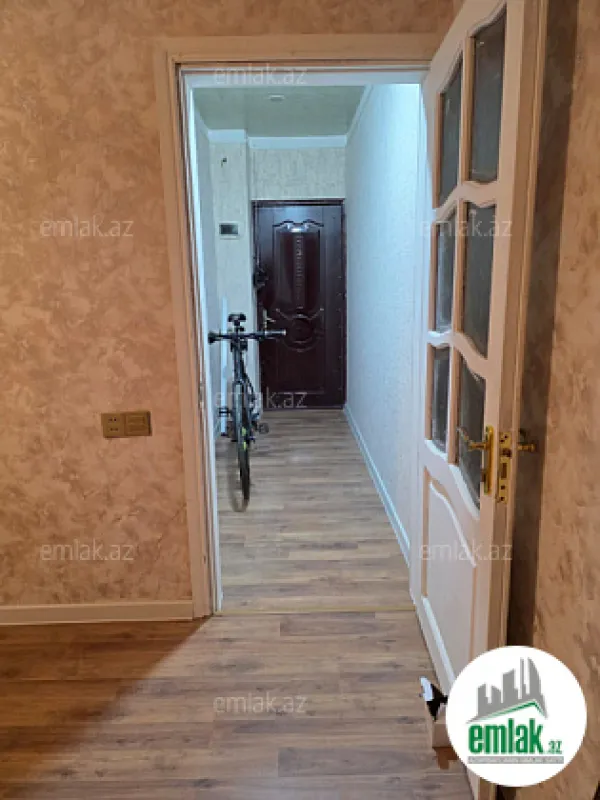 Satılır 2 otaqlı köhnə tikili 55 m²