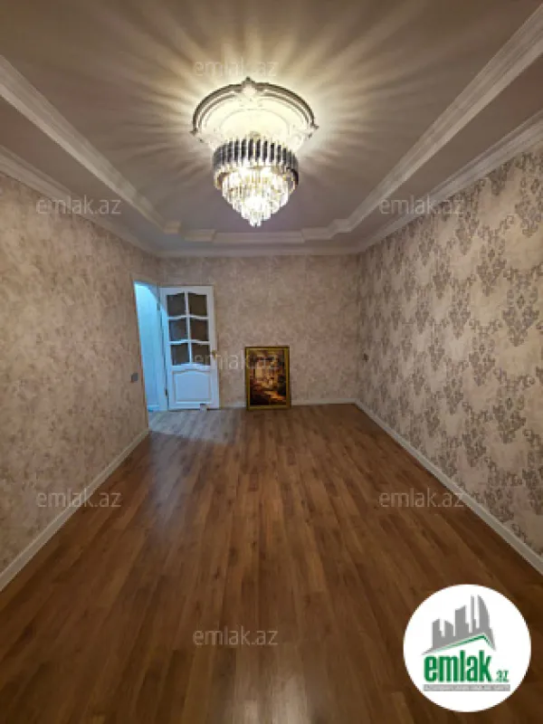 Satılır 2 otaqlı köhnə tikili 55 m²