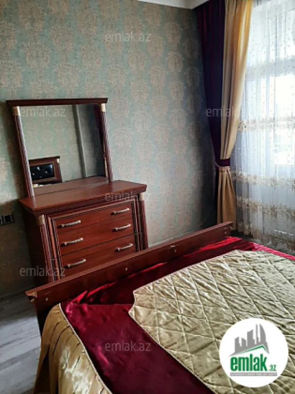 Satılır 3 otaqlı yeni tikili 70 m²