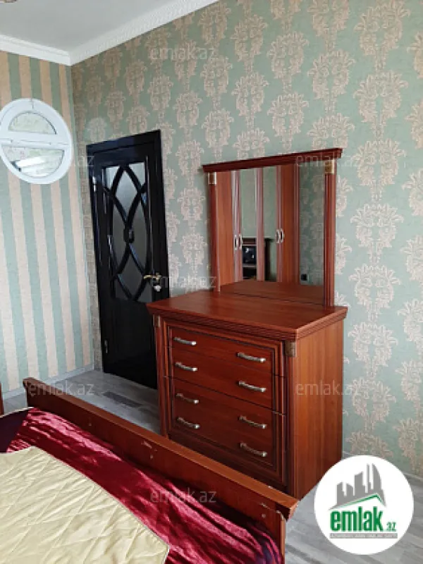 Satılır 3 otaqlı yeni tikili 70 m²