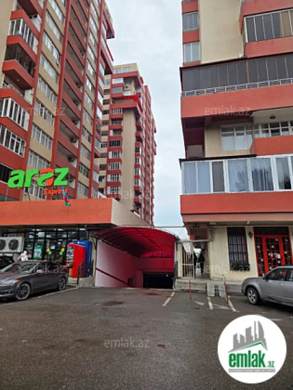 Satılır 3 otaqlı yeni tikili 75 m²