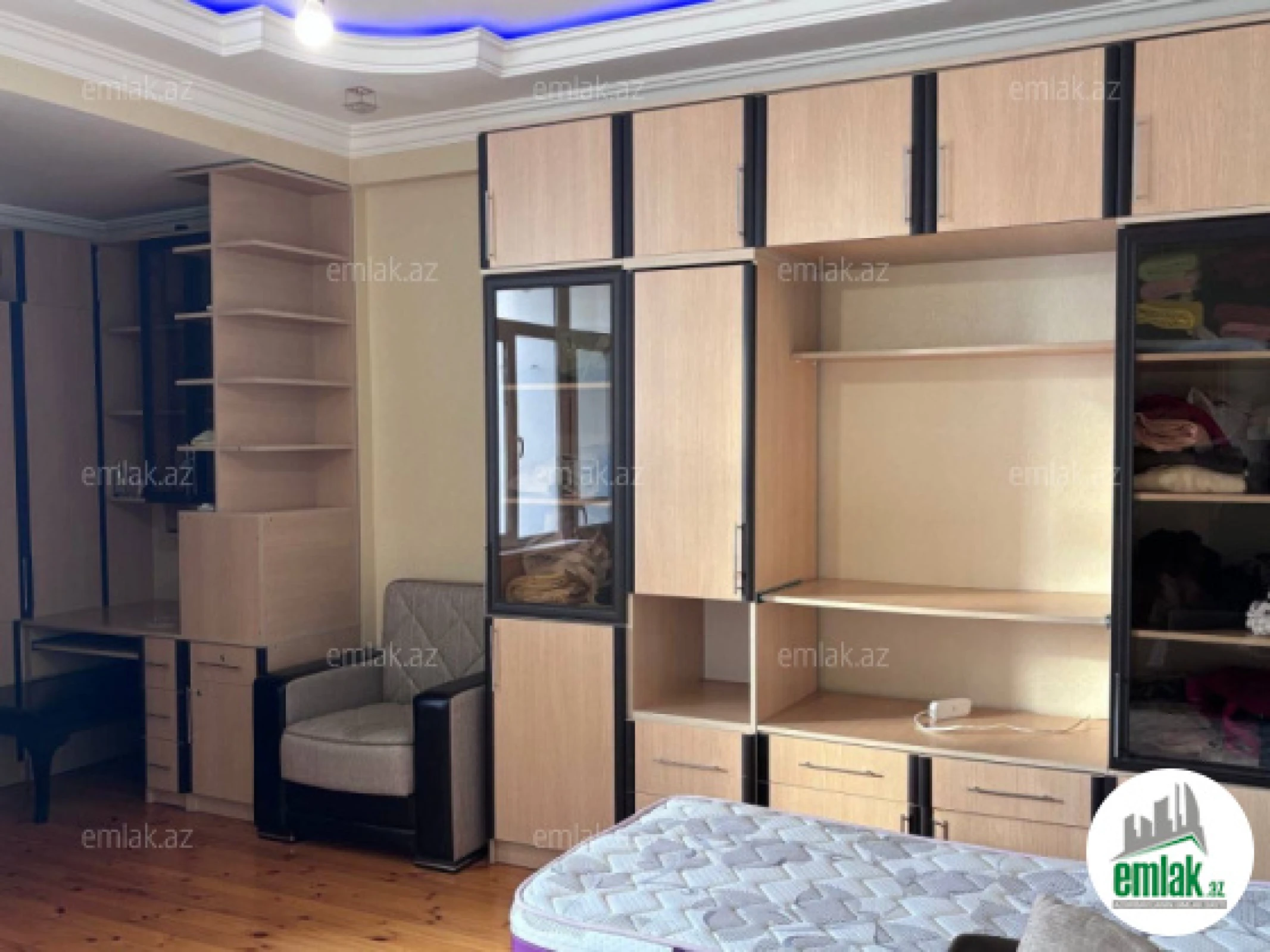 Satılır 2 otaqlı yeni tikili 63 m²