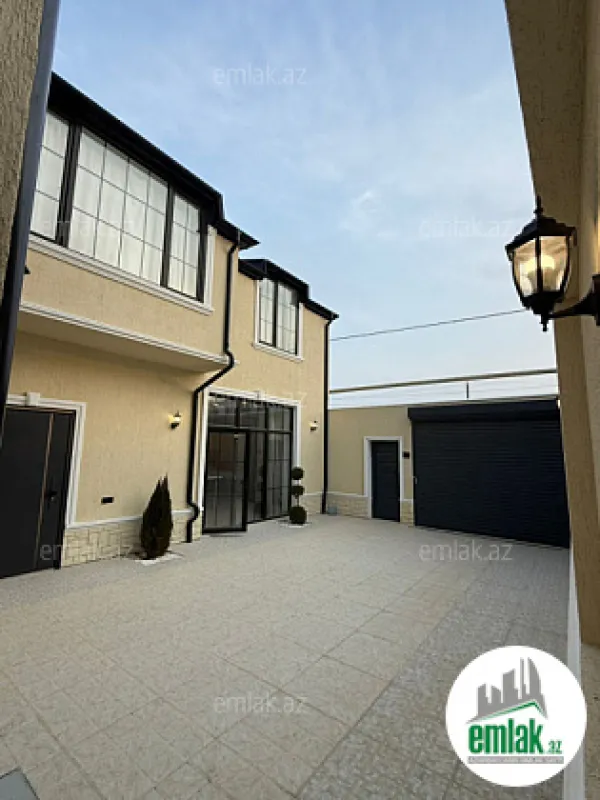 Satılır 5 otaqlı həyət evi 220 m²