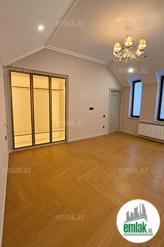 Satılır 5 otaqlı həyət evi 220 m²