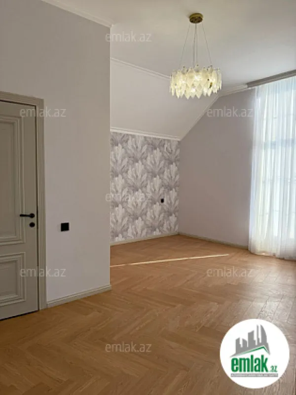 Satılır 5 otaqlı həyət evi 220 m²