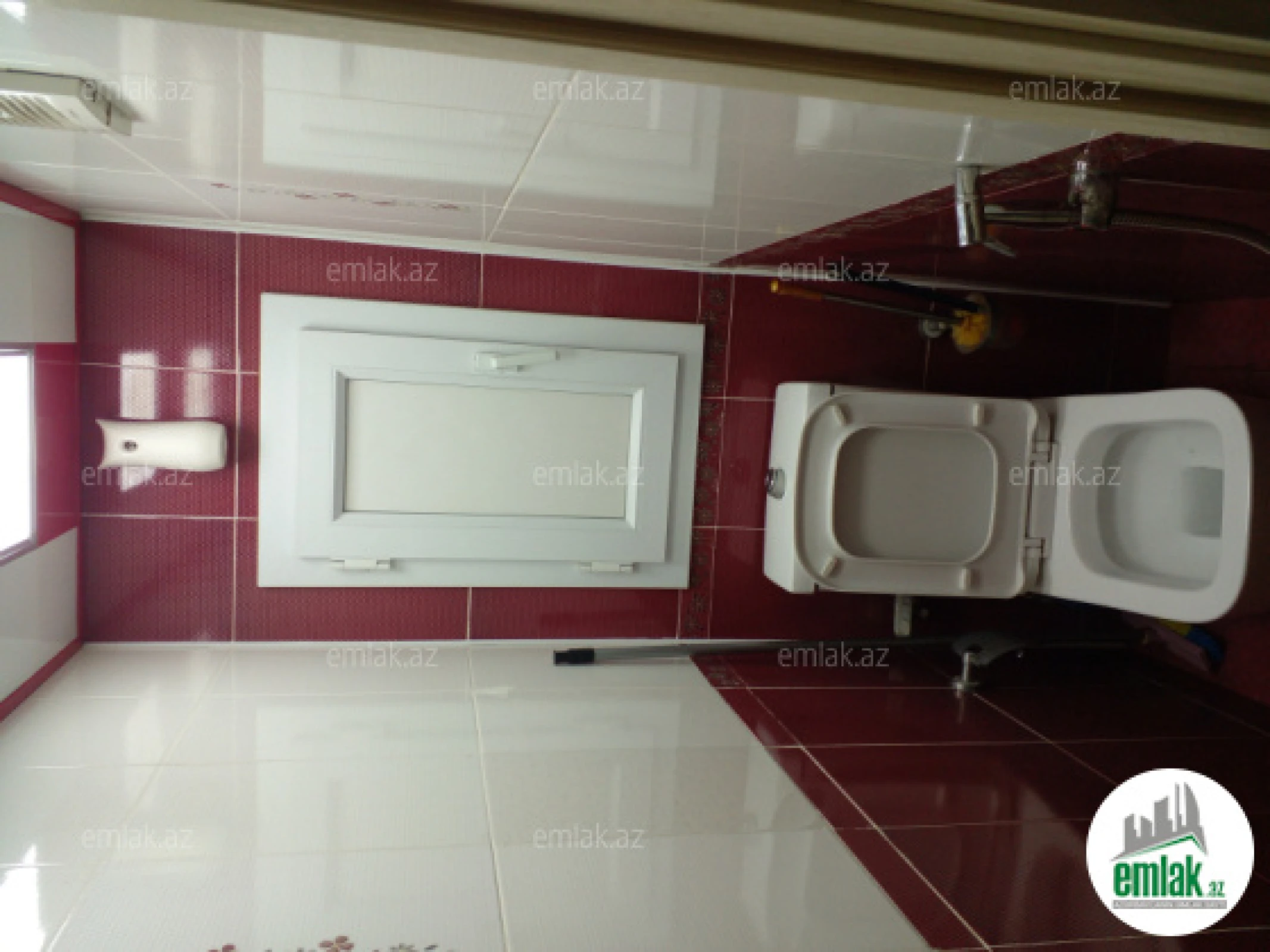 Satılır 3 otaqlı köhnə tikili 80 m²