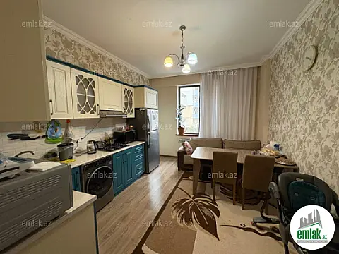 Satılır 2 otaqlı yeni tikili 82 m²