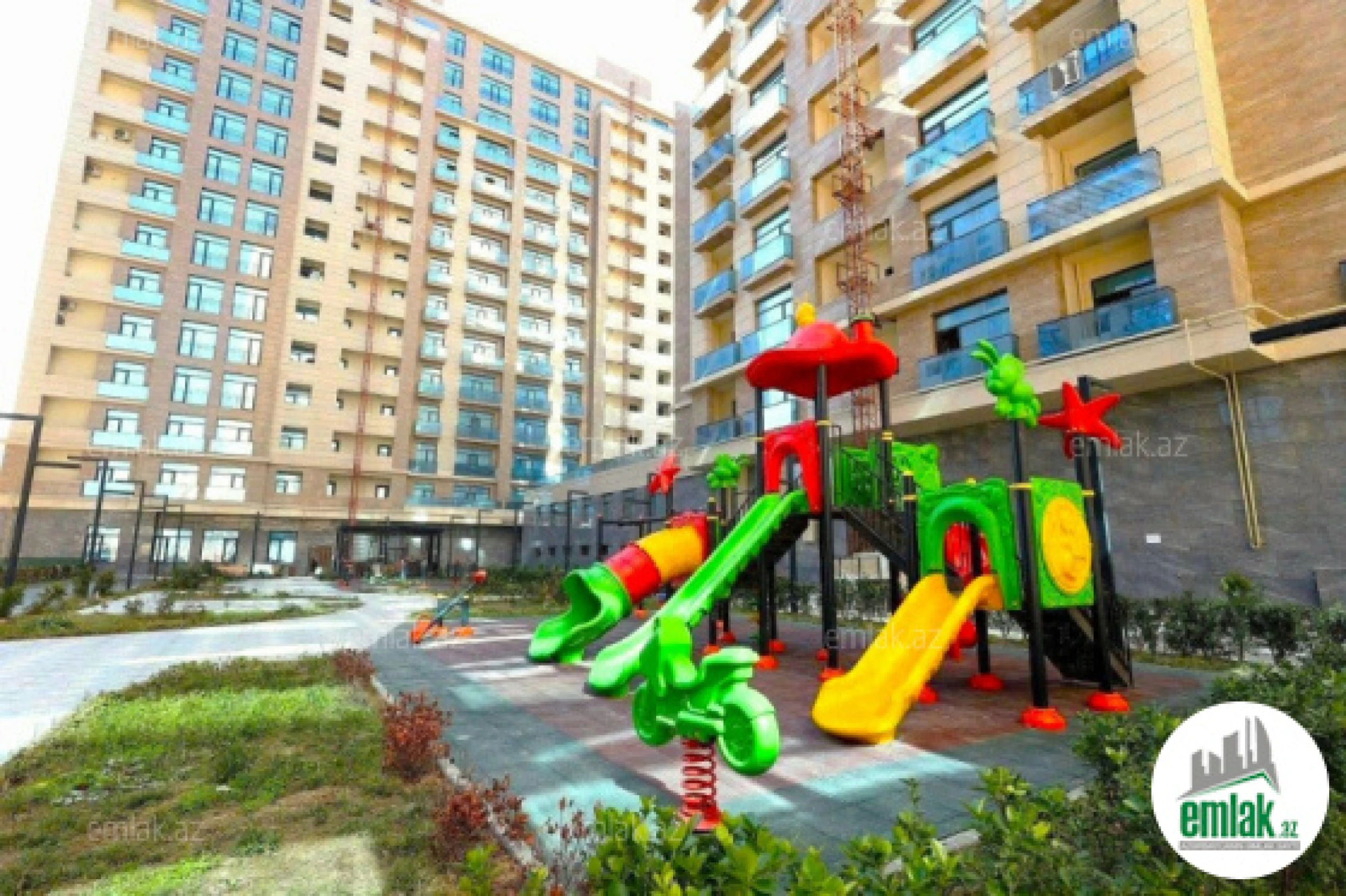 Satılır 3 otaqlı yeni tikili 100 m²