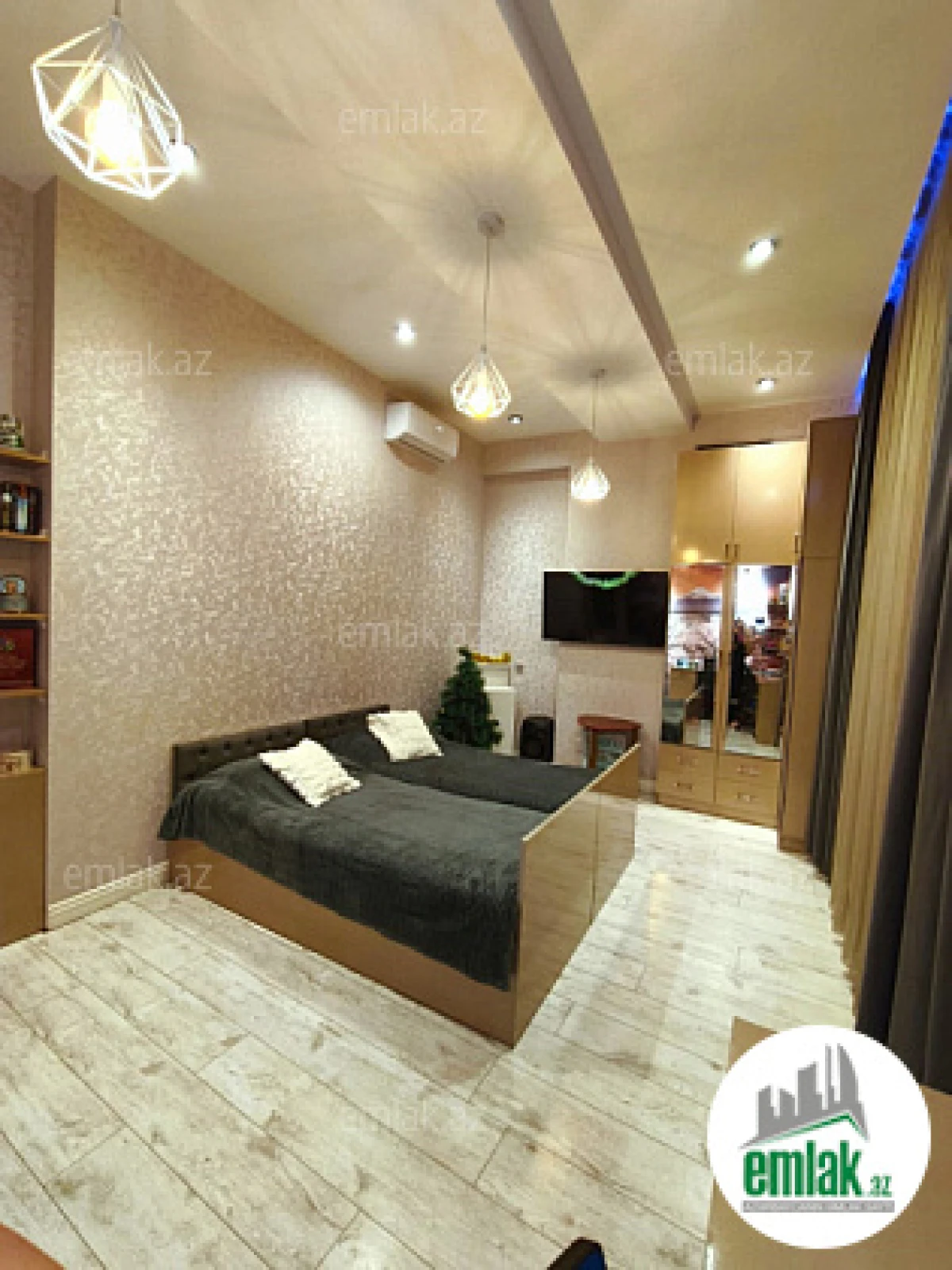 Satılır 3 otaqlı yeni tikili 100 m²