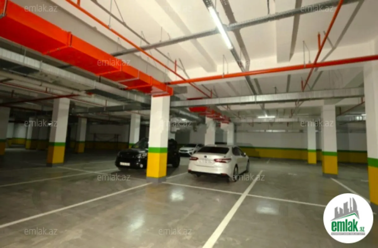 Satılır 3 otaqlı yeni tikili 100 m²