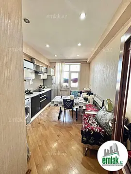 Satılır 3 otaqlı yeni tikili 130 m²