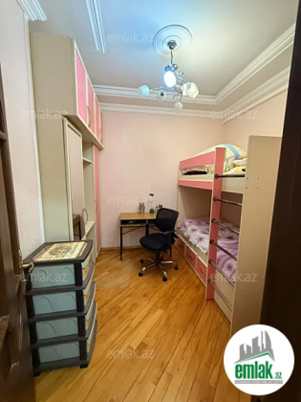 Satılır 2 otaqlı yeni tikili 80 m²