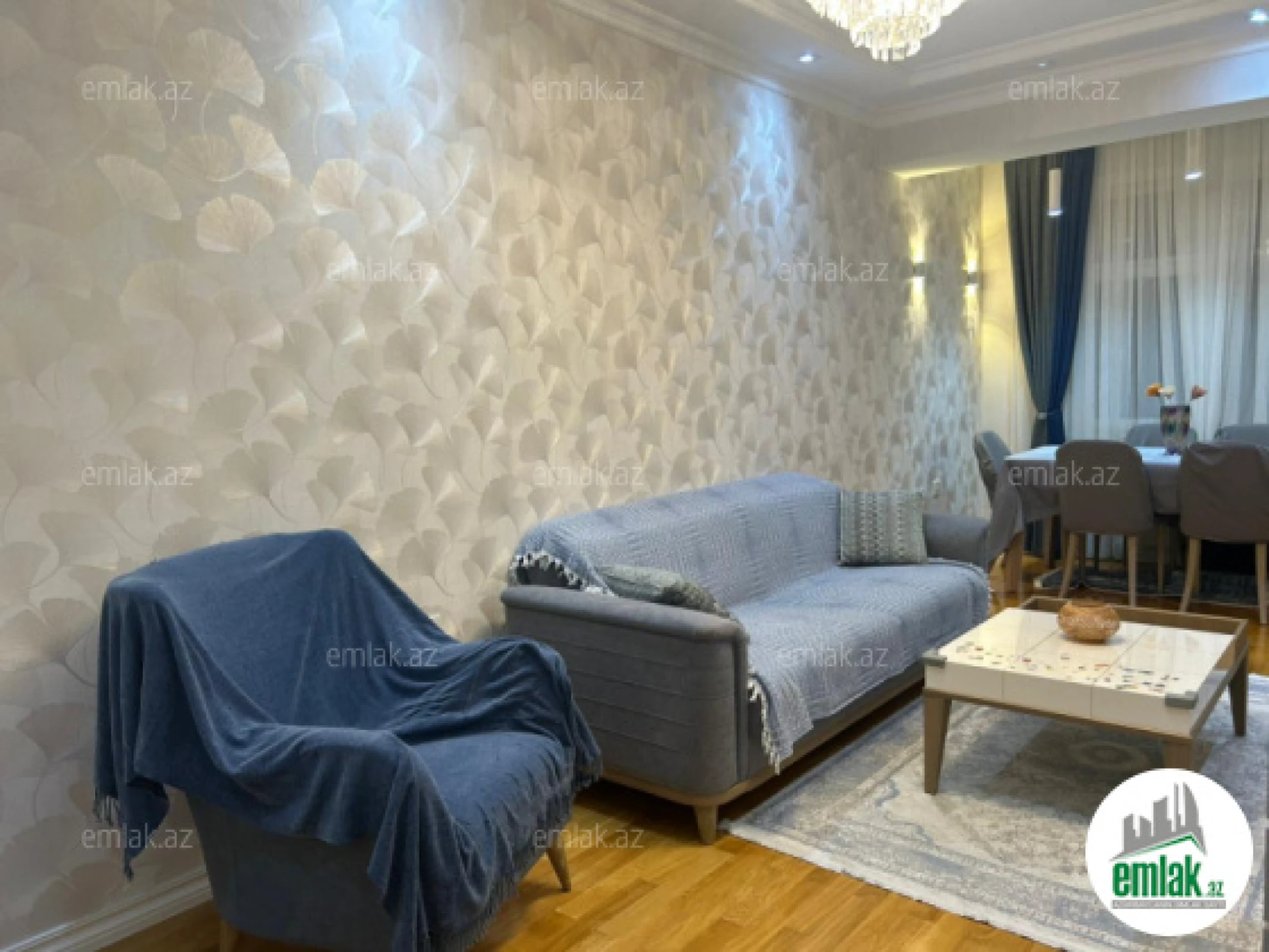 Satılır 2 otaqlı yeni tikili 76 m²