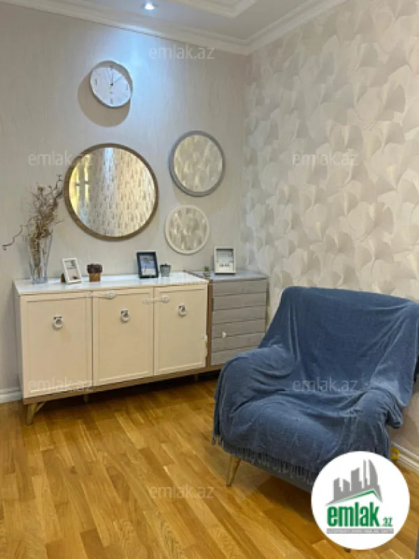 Satılır 2 otaqlı yeni tikili 76 m²