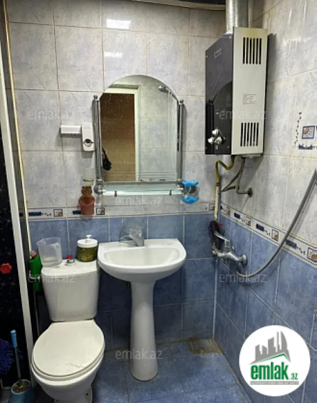 Satılır 2 otaqlı köhnə tikili 50 m²