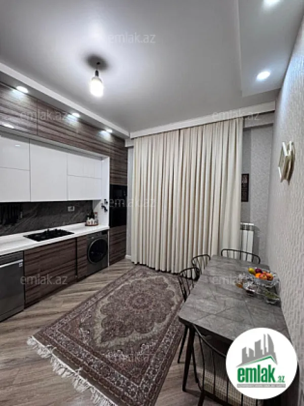 Satılır 3 otaqlı yeni tikili 100 m²