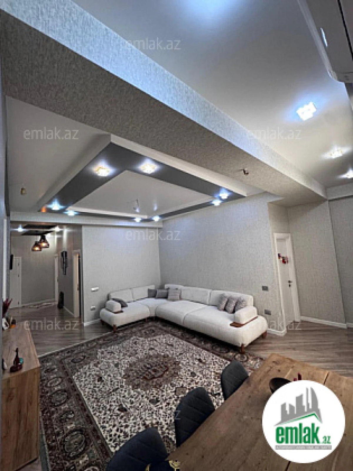 Satılır 3 otaqlı yeni tikili 100 m²