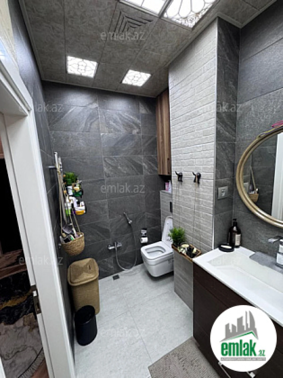 Satılır 3 otaqlı yeni tikili 100 m²