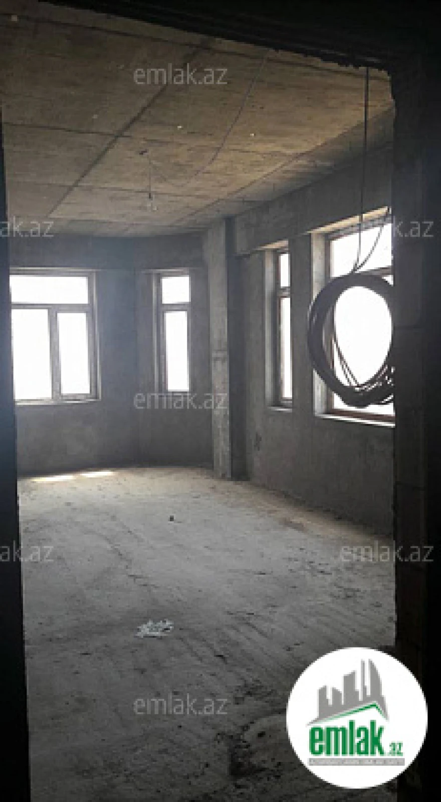 Satılır 5 otaqlı yeni tikili 230 m²