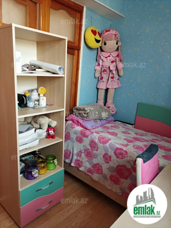 Satılır 3 otaqlı yeni tikili 60 m²