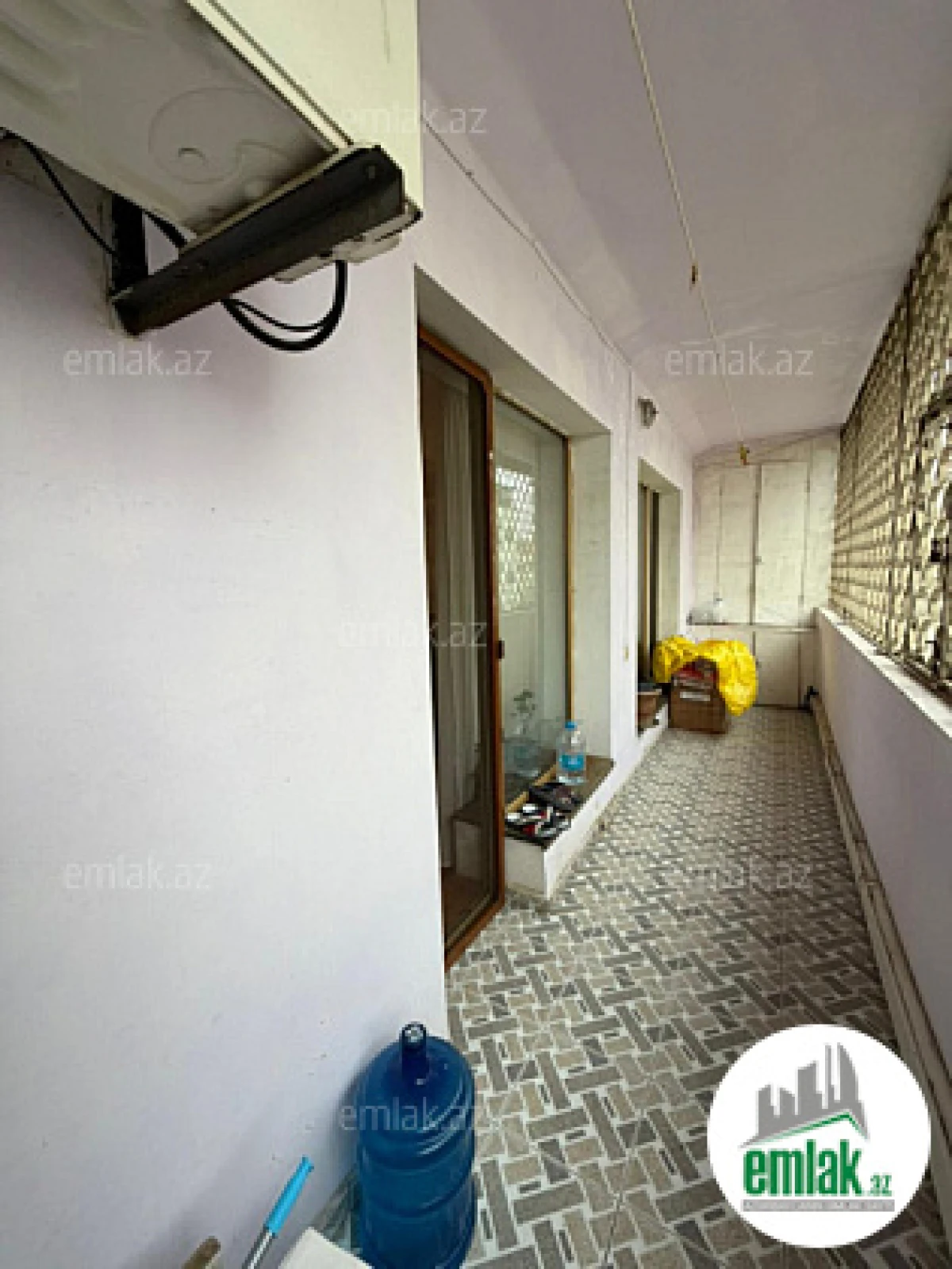 Satılır 4 otaqlı yeni tikili 100 m²