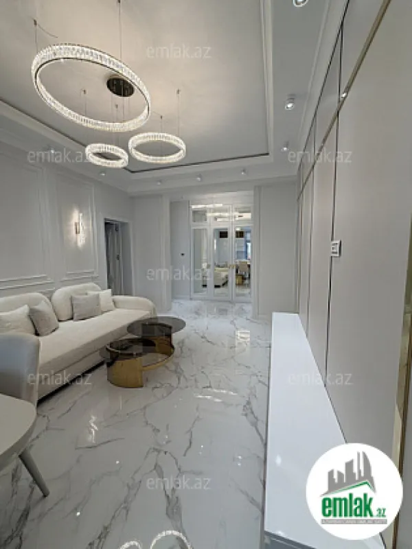 Satılır 3 otaqlı yeni tikili 86 m²