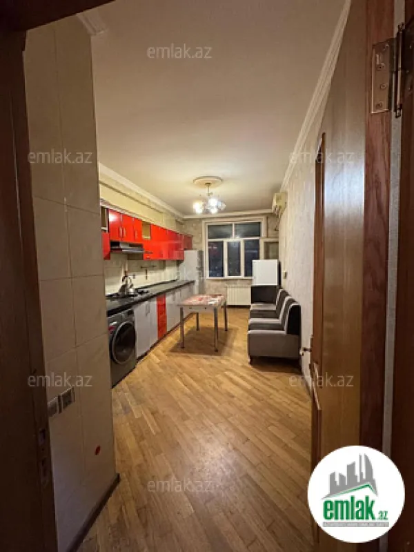 Satılır 3 otaqlı yeni tikili 125 m²