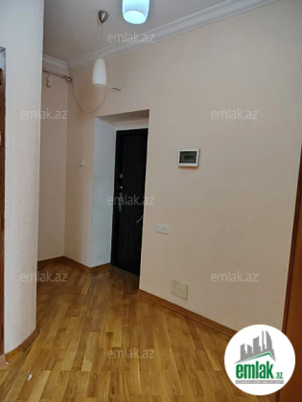 Satılır 2 otaqlı yeni tikili 60 m²