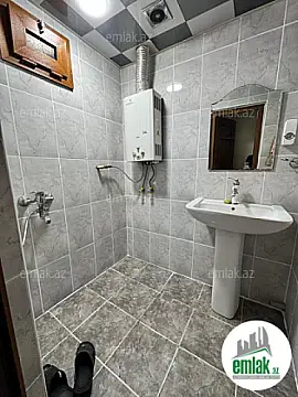 Satılır 2 otaqlı köhnə tikili 60 m²