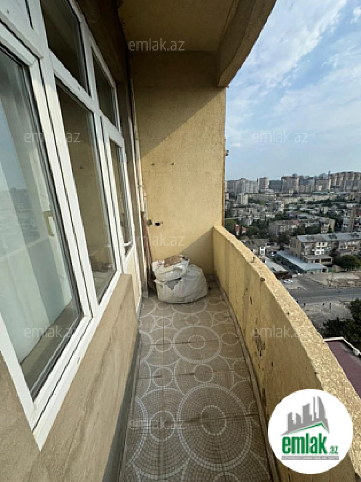 Satılır 3 otaqlı yeni tikili 102 m²