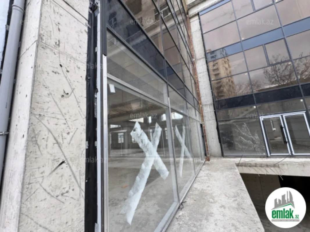 Satılır 2 otaqlı obyekt 200 m²