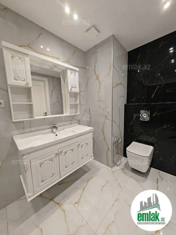 Satılır 4 otaqlı yeni tikili 220 m²