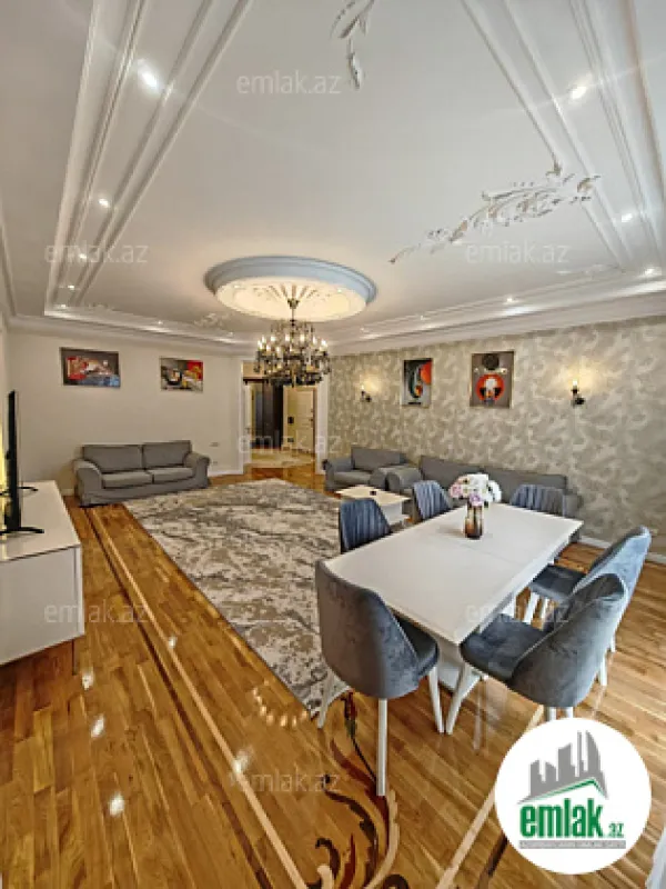 Satılır 4 otaqlı yeni tikili 220 m²