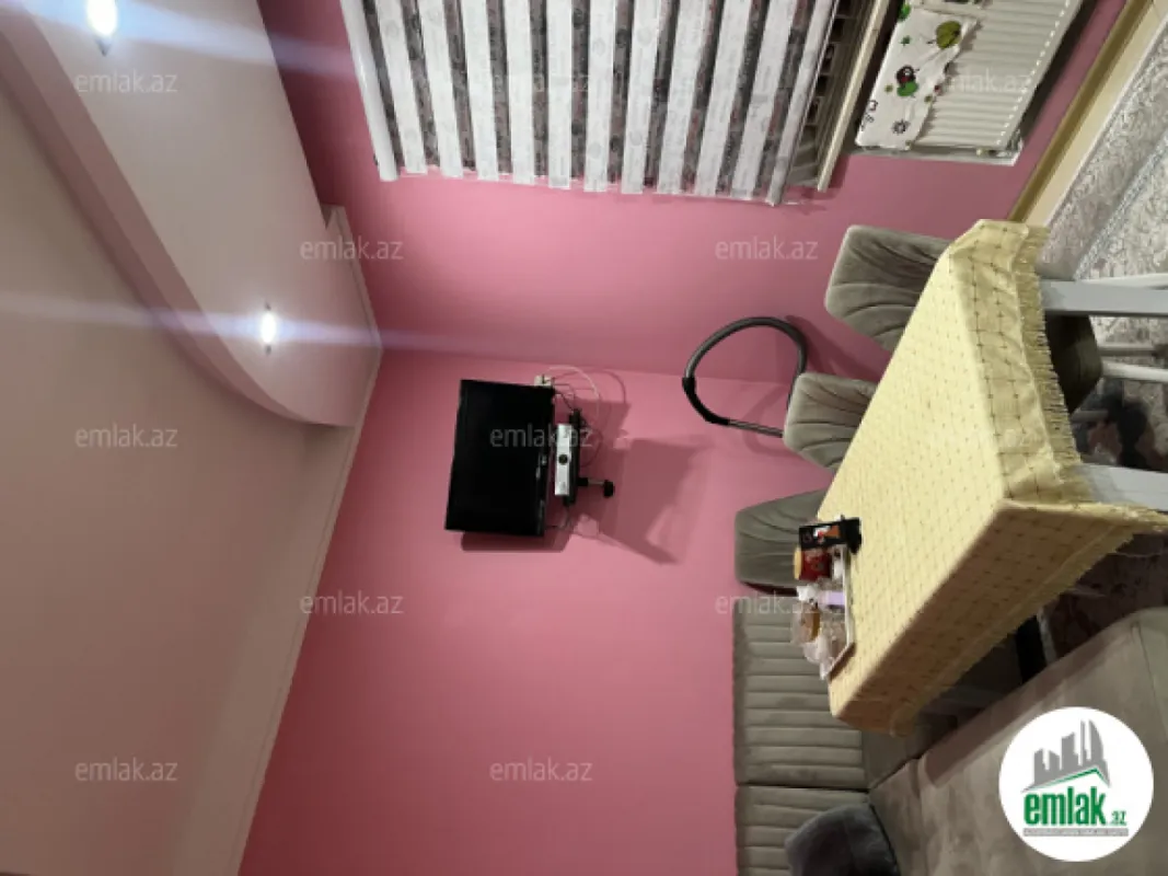 Satılır 4 otaqlı həyət evi 146 m²